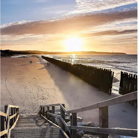 Maison Jardin 2 Au Calme A 2 Pas Du Centre Et Holiday home *