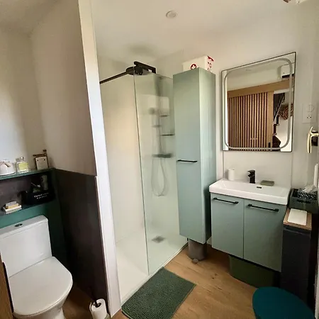 Maison Jardin 2 Au Calme A 2 Pas Du Centre Et Vakantiehuis *