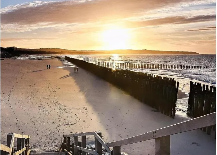 Maison Jardin 2 Au Calme A 2 Pas Du Centre Et Vakantiehuis *