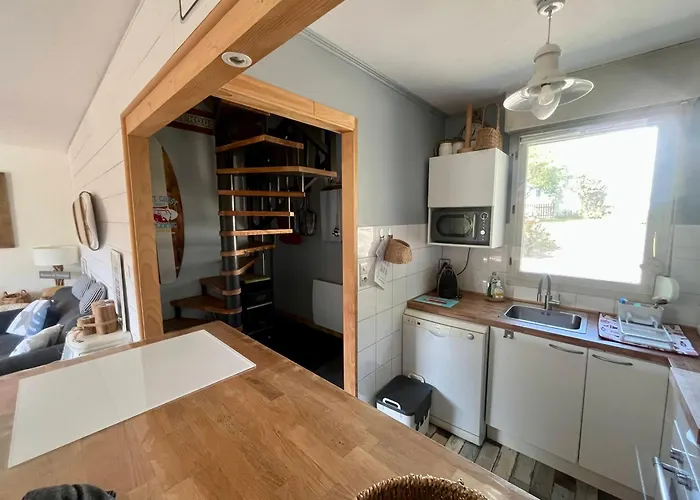Maison Jardin 2 Au Calme A 2 Pas Du Centre Et Vakantiehuis